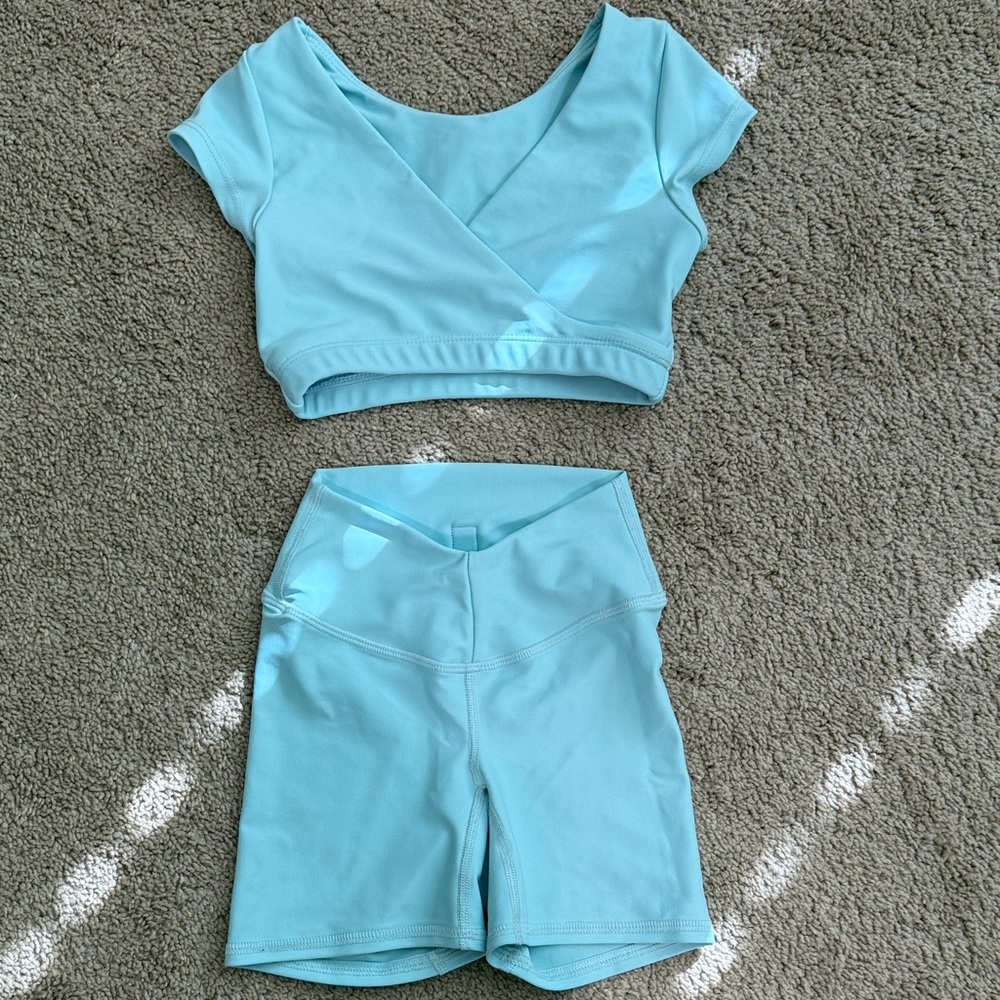 FIVE DANCEWEAR Light Blue Set